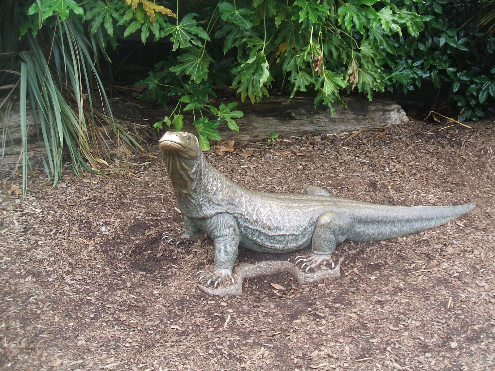 Komodo Dragon statue