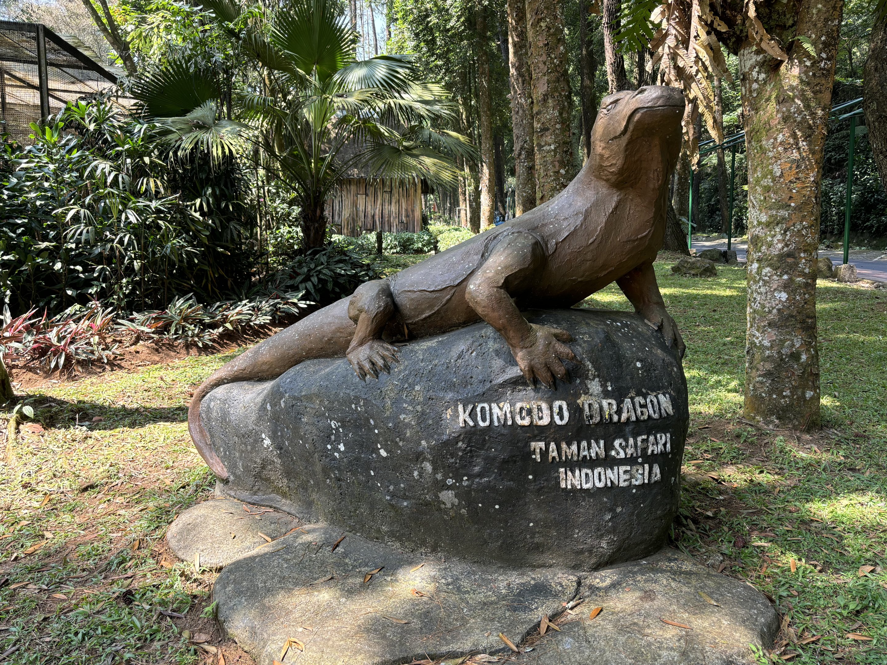 Komodo Dragon Statue