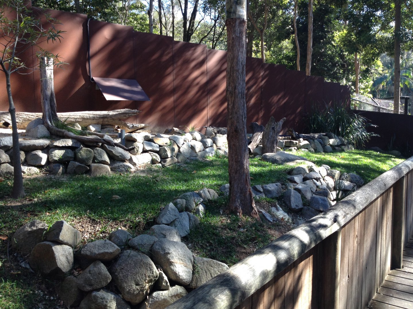 Lace Monitor enclosure