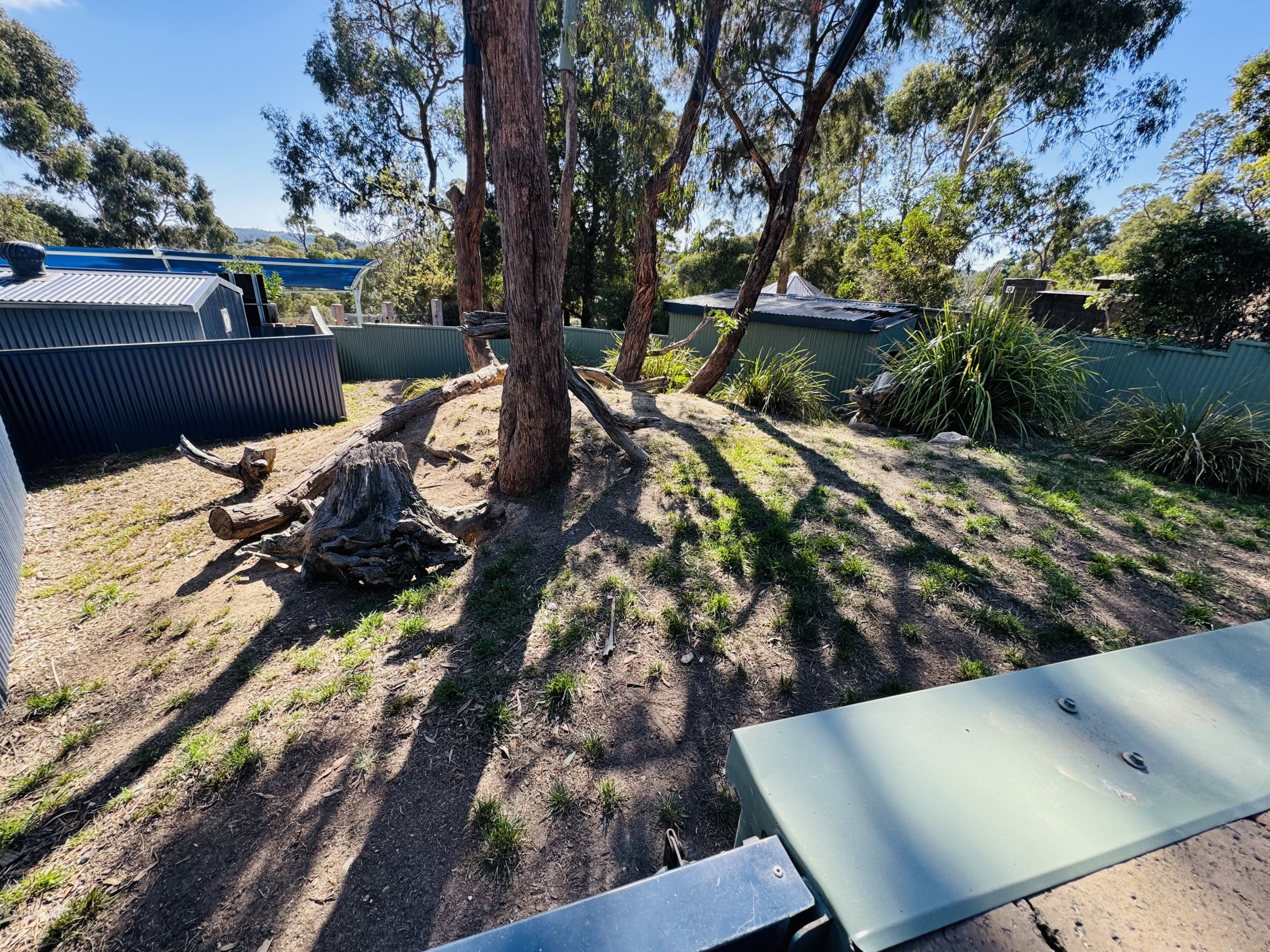 Lace monitor enclosure