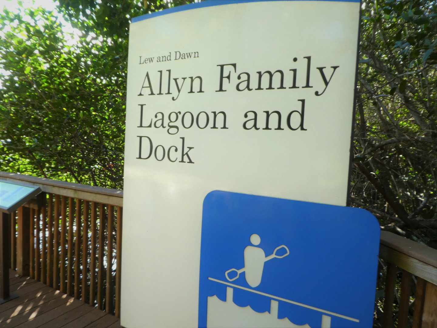Lagoon and Dock Sign