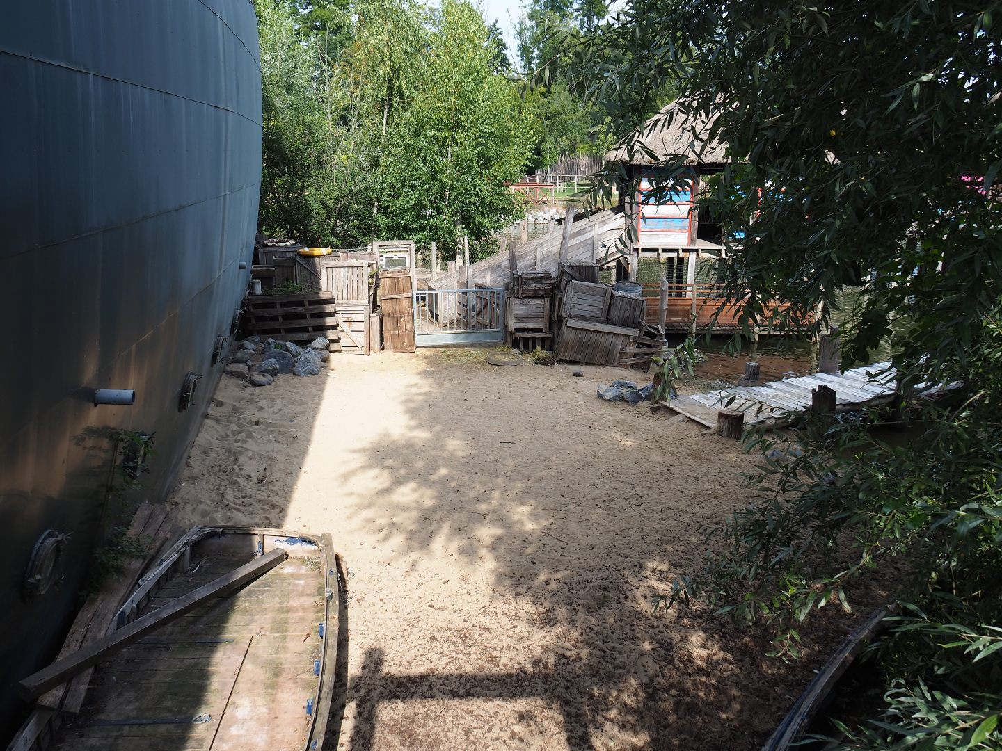 Land area of the Pygmy hippopotamus and Great white pelican exhibit, 2020-09-02