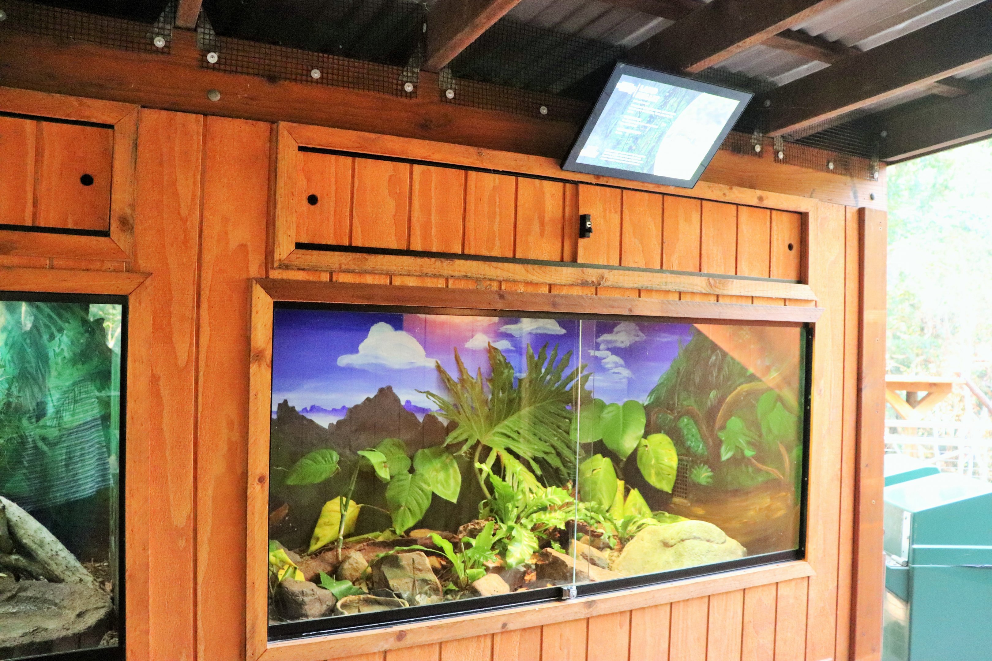 Land Mullet Enclosure