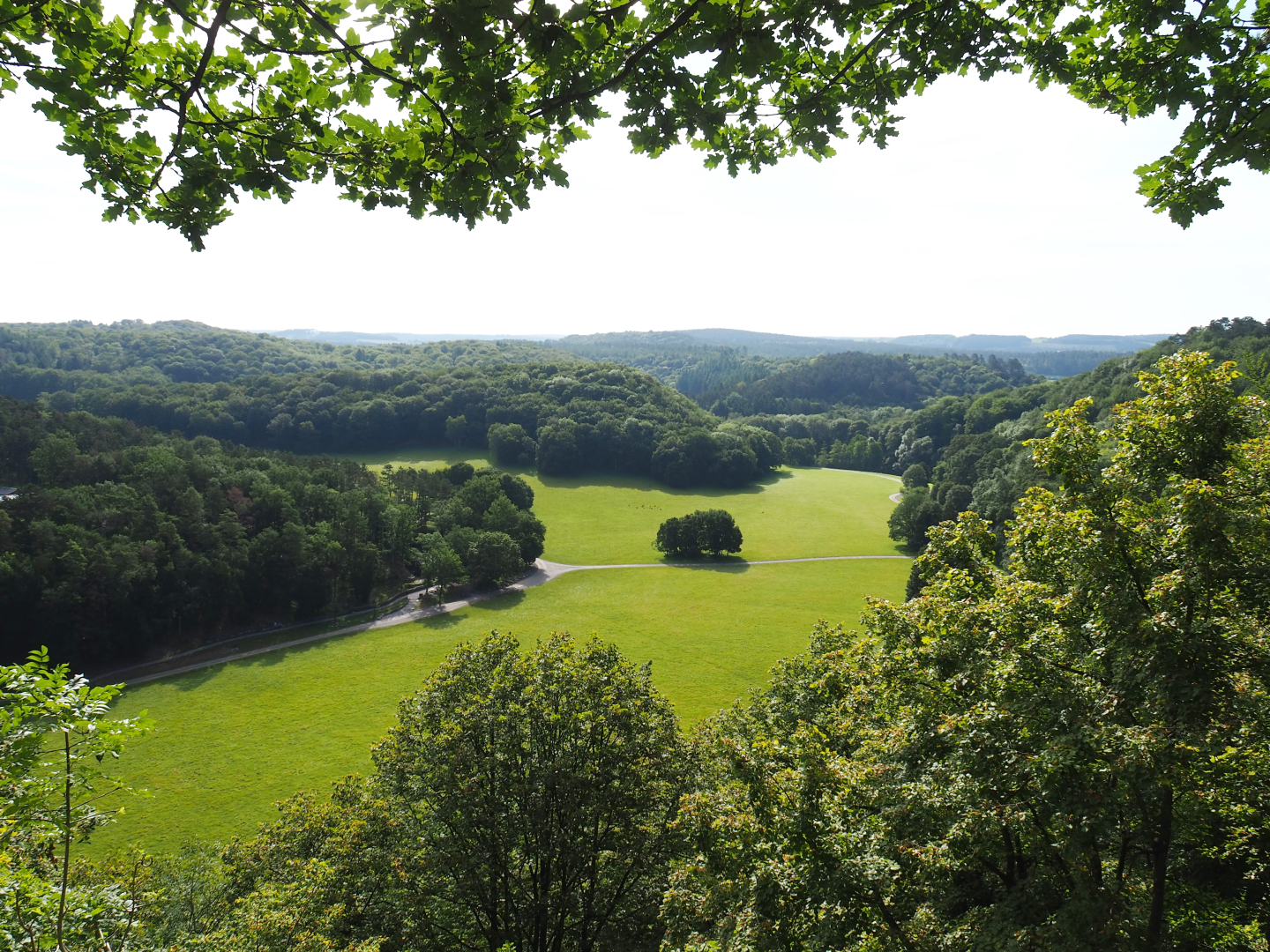 Landscape view of the Lesse Valley and the lower part of the wildlife park, 2021-08-15