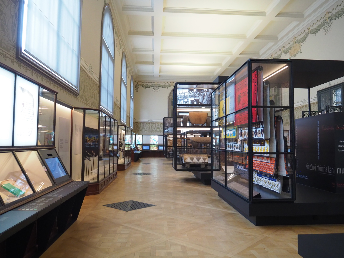 Languages and music hall, 2021-10-20