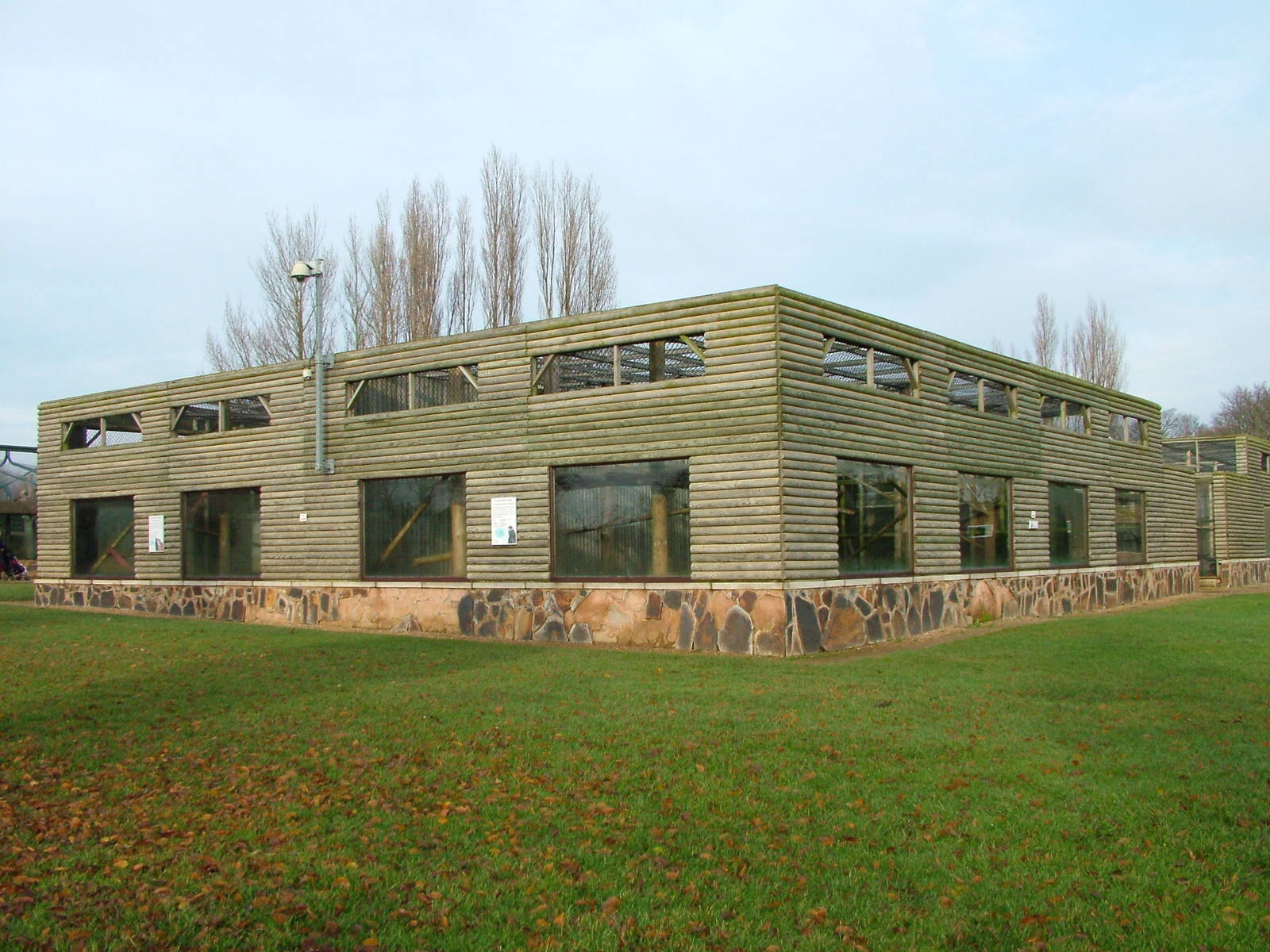 Langur House at Twycross Nov 08