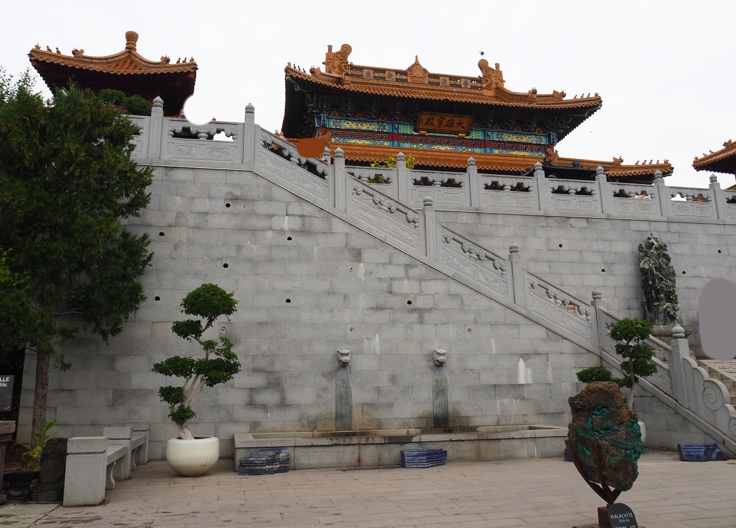 Large Chinese temple, 2019-10-05
