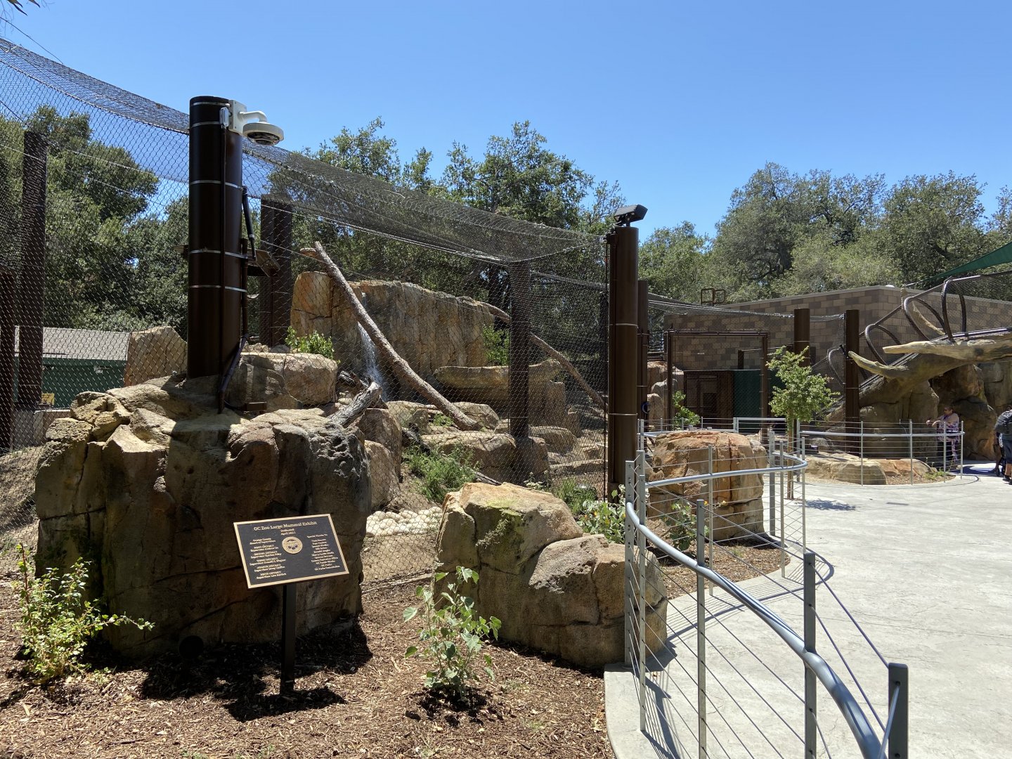 Large Mammal Exhibit 1