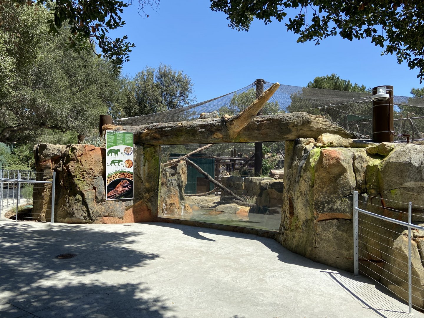 Large Mammal Exhibit 4