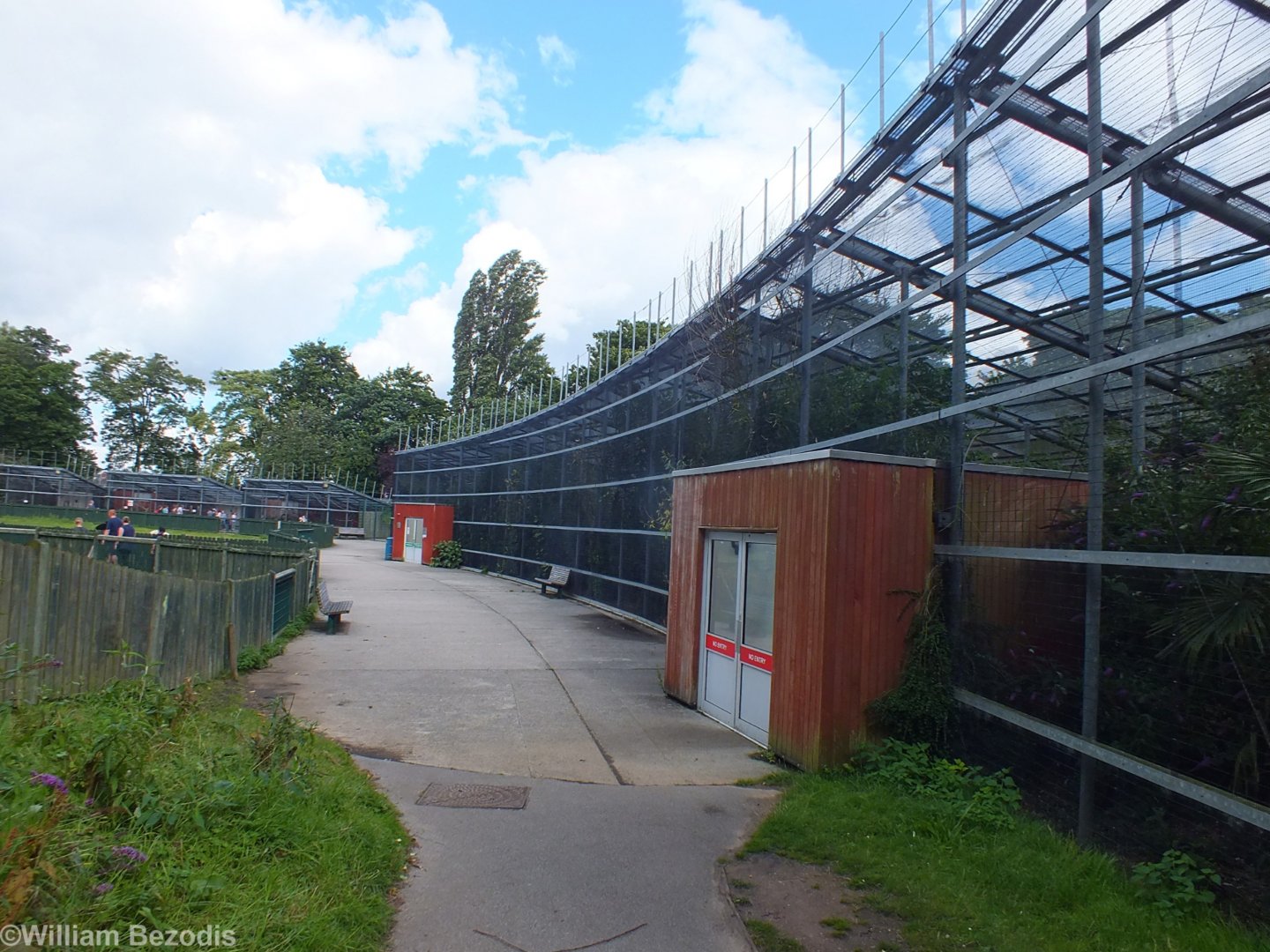 Large Walkthrough Aviary from Outside