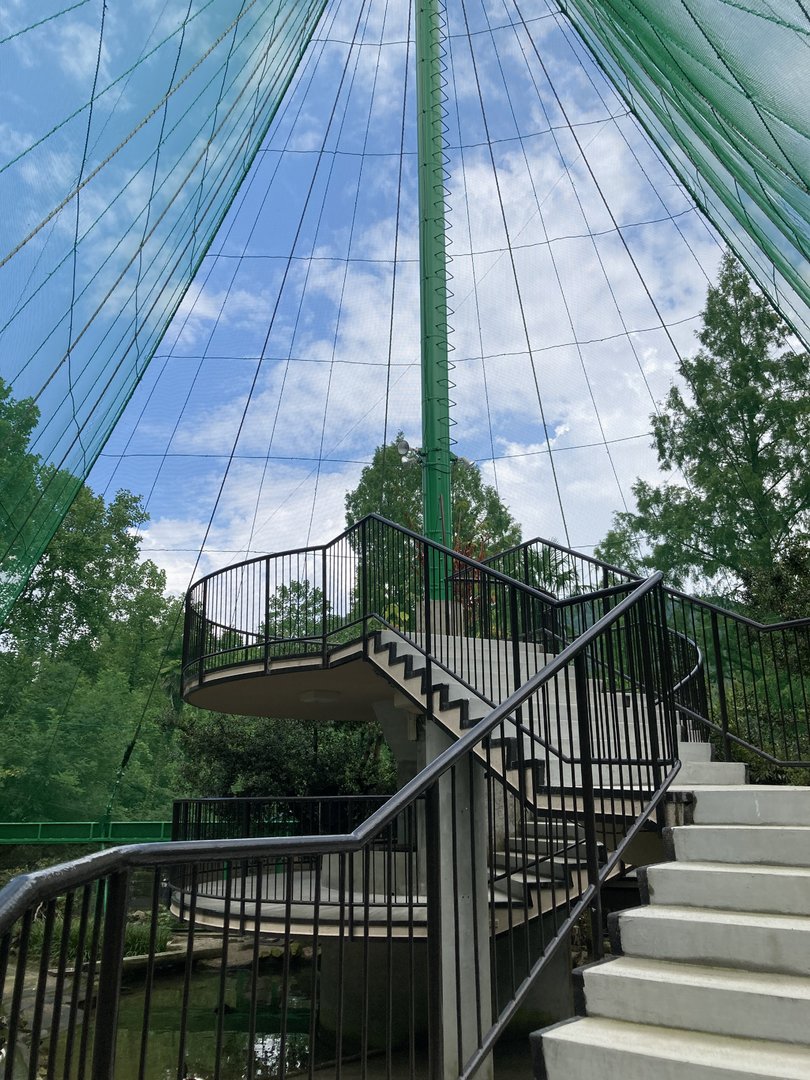 Large waterfowl aviary
