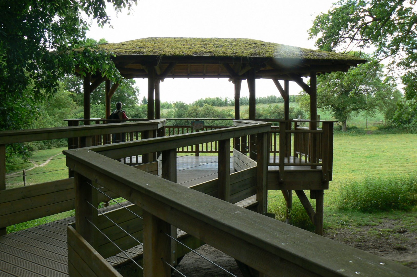 Le Pal - African plain viewing plateform