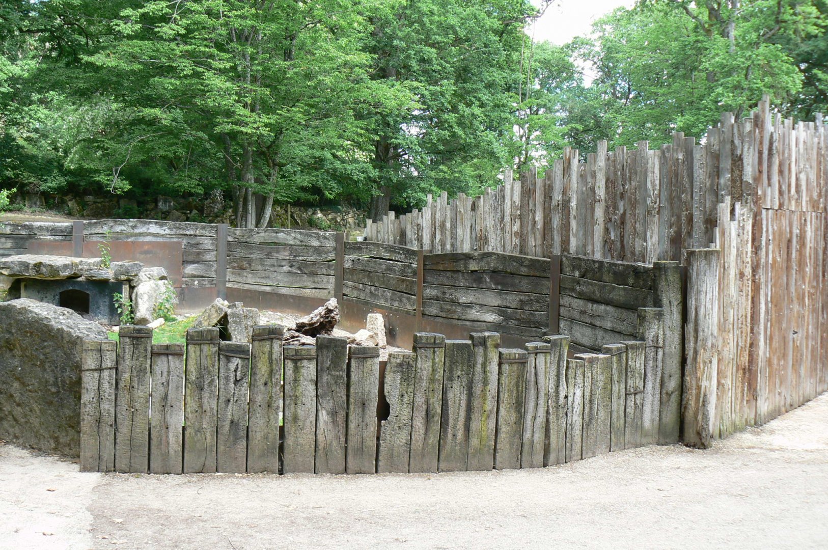 Le Pal - Crested porcupines enclosure