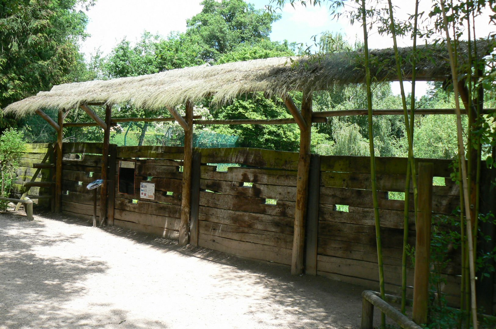 Le Pal - Grey wolves exhibit