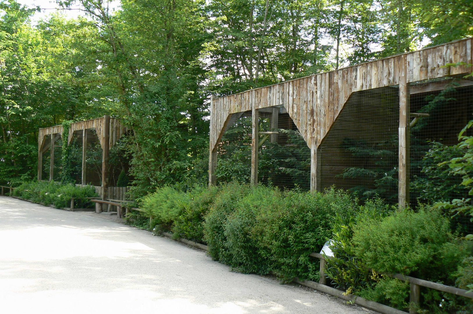 Le Pal - Spectacled owls, eurasian eagle owls and snowy owls aviaries