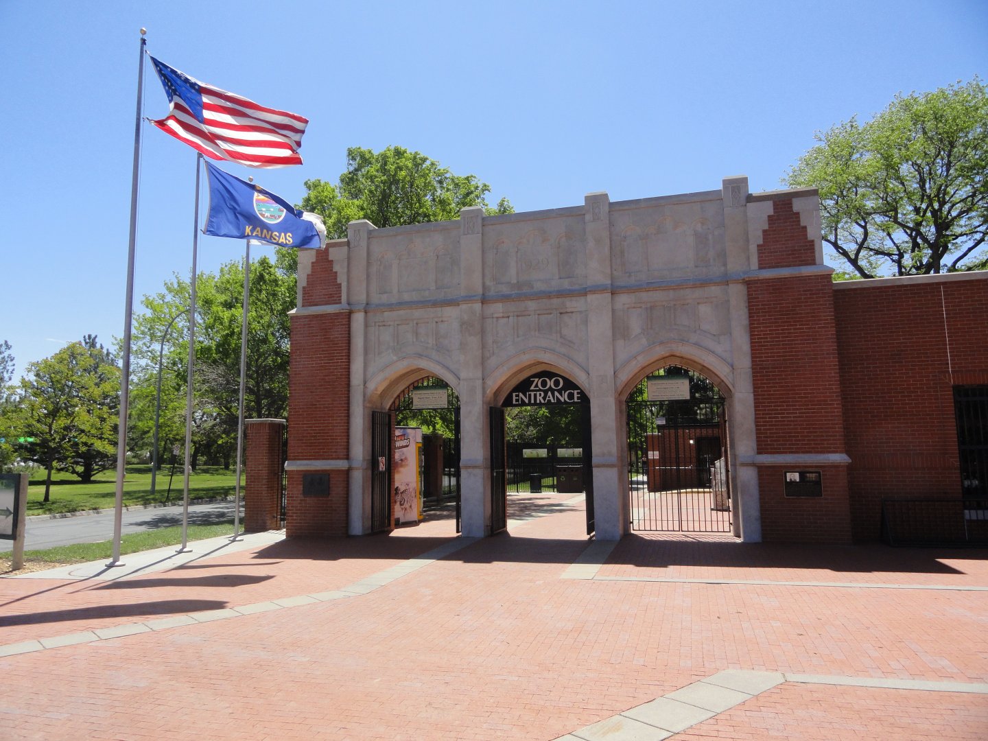 Lee Richardson Zoo Entrance