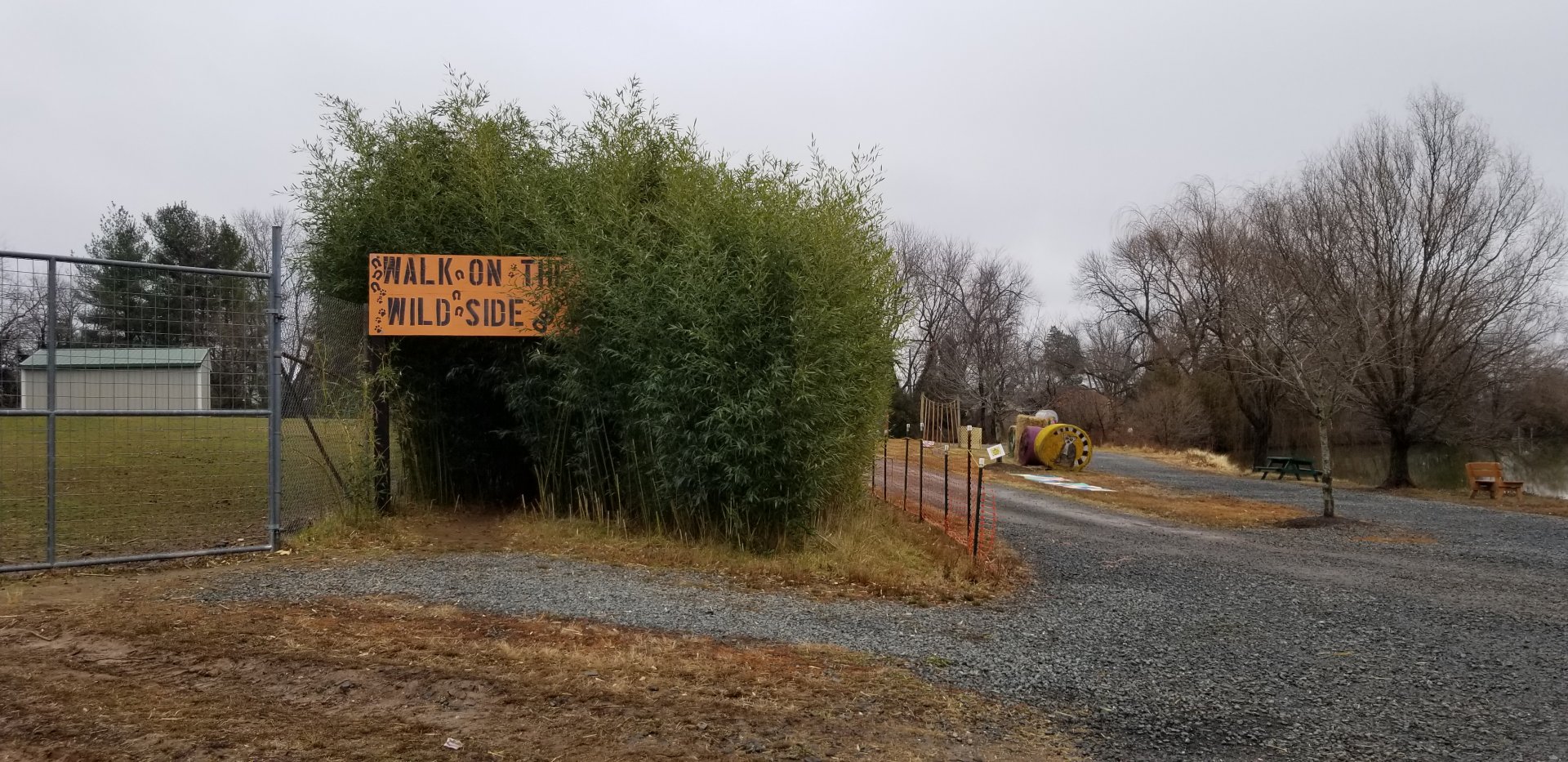 Leesburg Animal Park - obstacle course