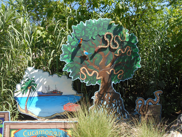 Lego brown tree snake