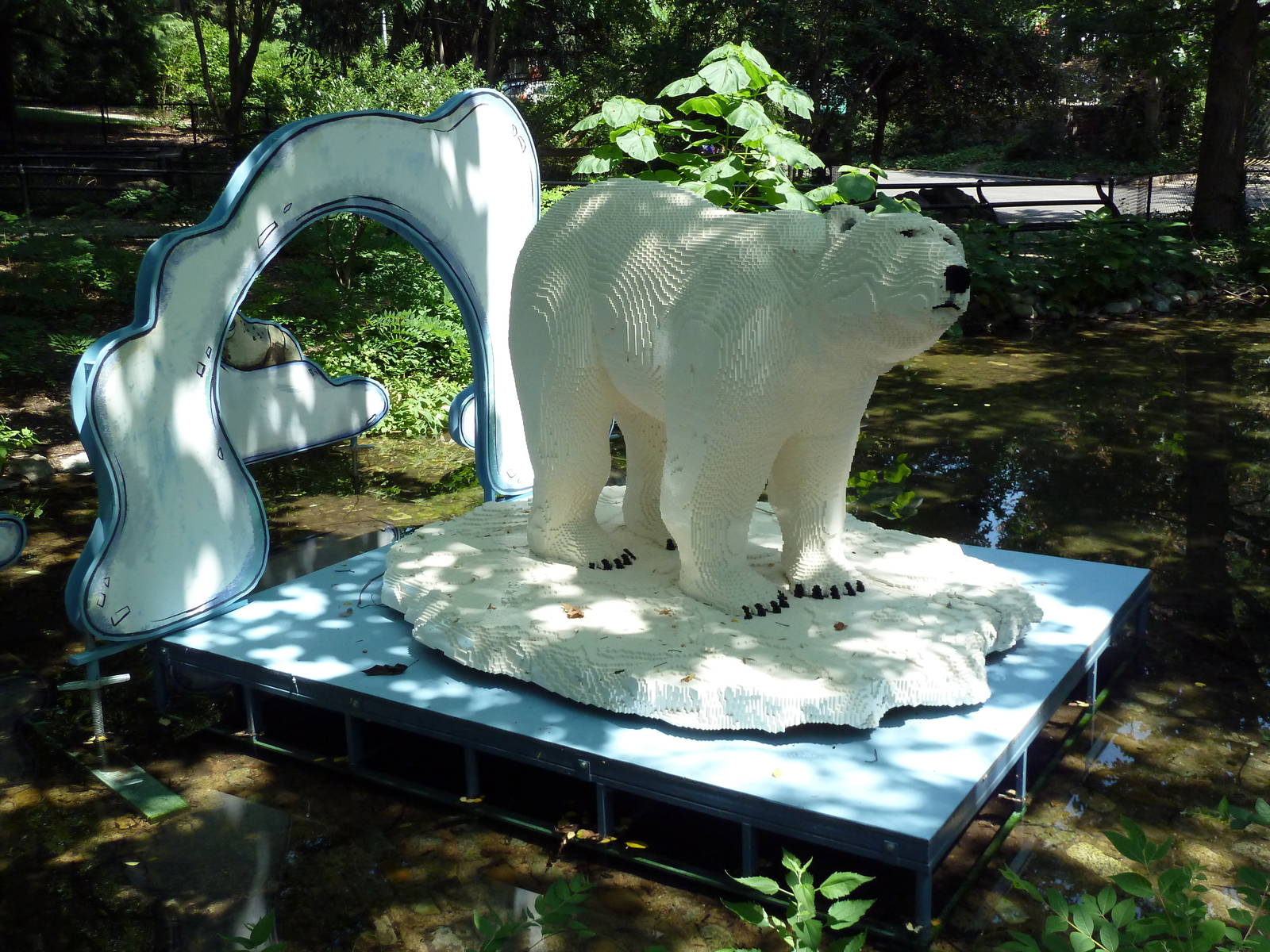 LEGO Display - Polar Bear