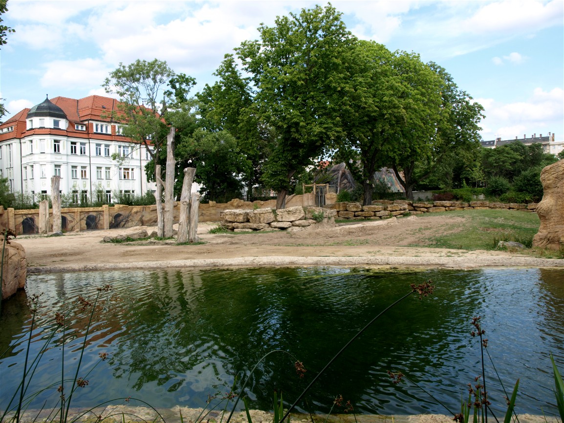 Leipzig Zoo - Elephant bull enclosure