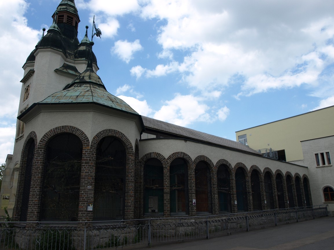 Leipzig Zoo - Monkey House