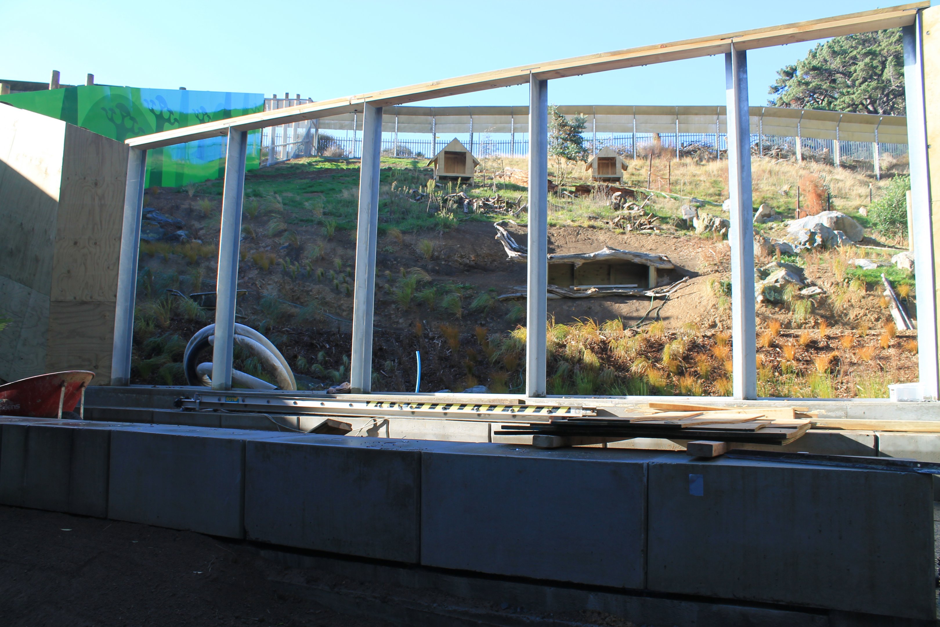 lemur enclosure construction