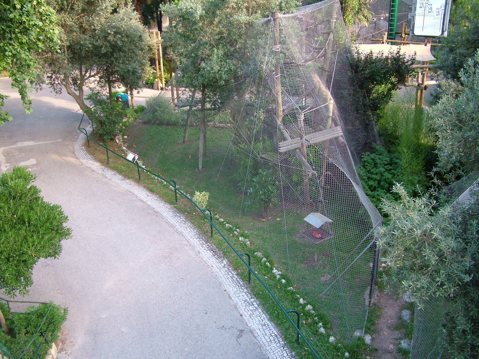 Lemur Exhibits at Lisbon Zoo, 24/05/11