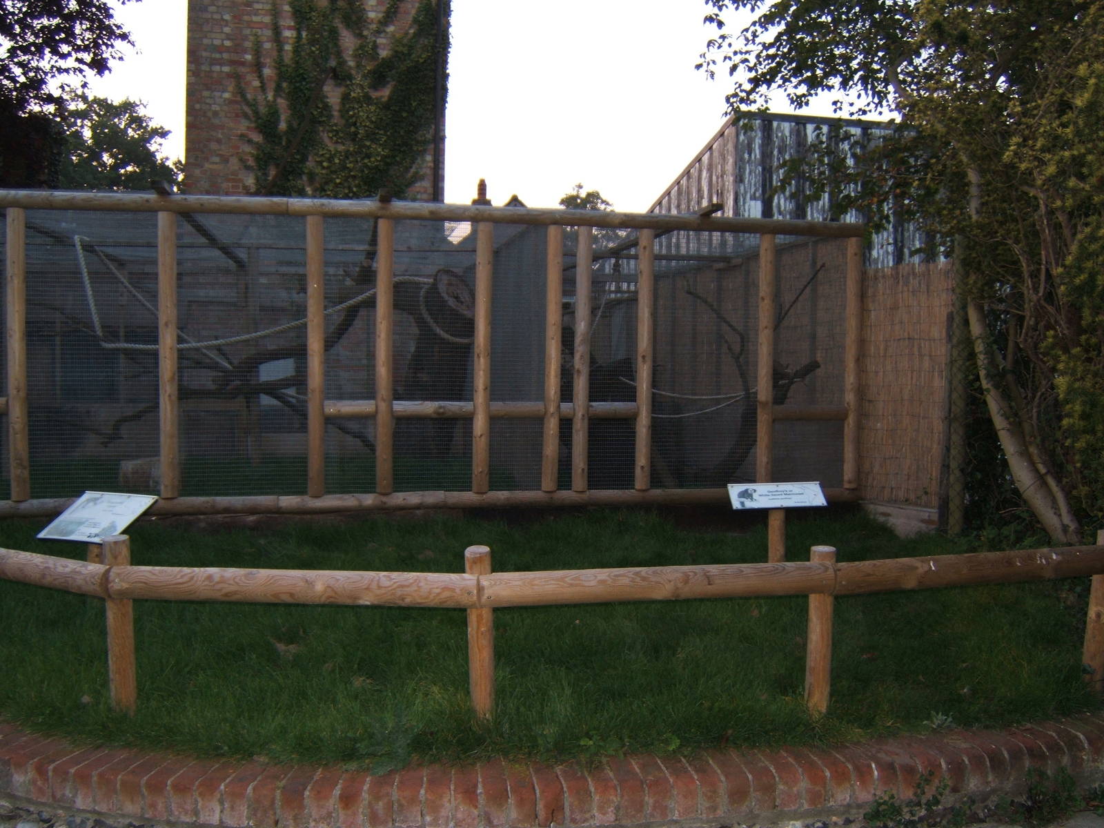 Lenwade Zoological Gardens(Now closed)