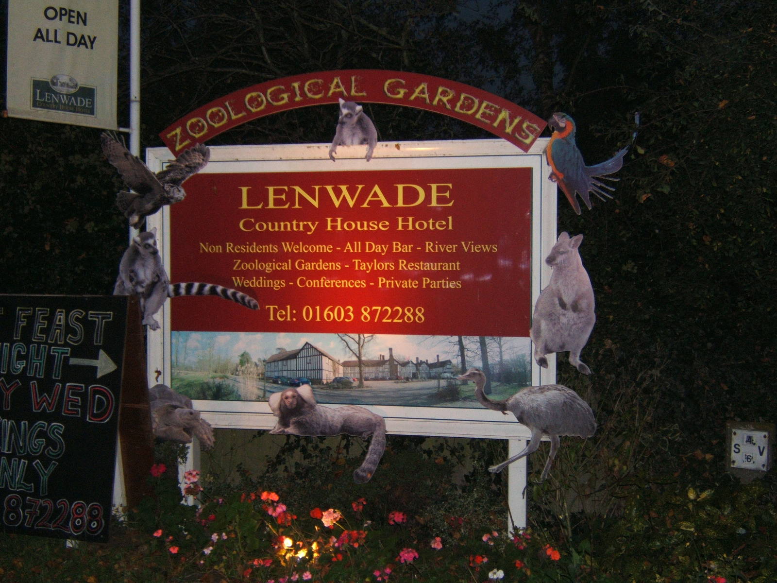 Lenwade Zoological Gardens(Now closed)