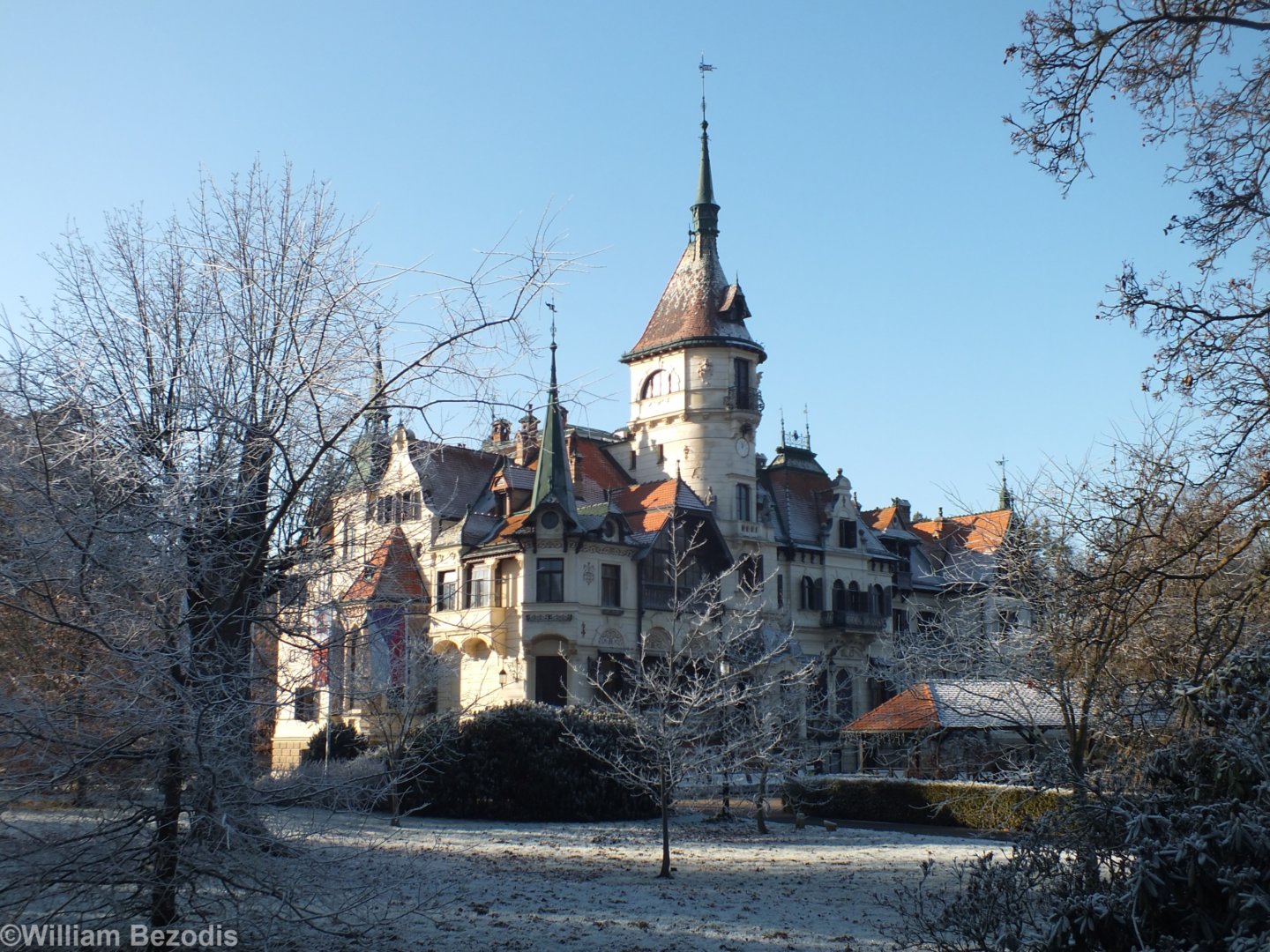 Lesna Chateau