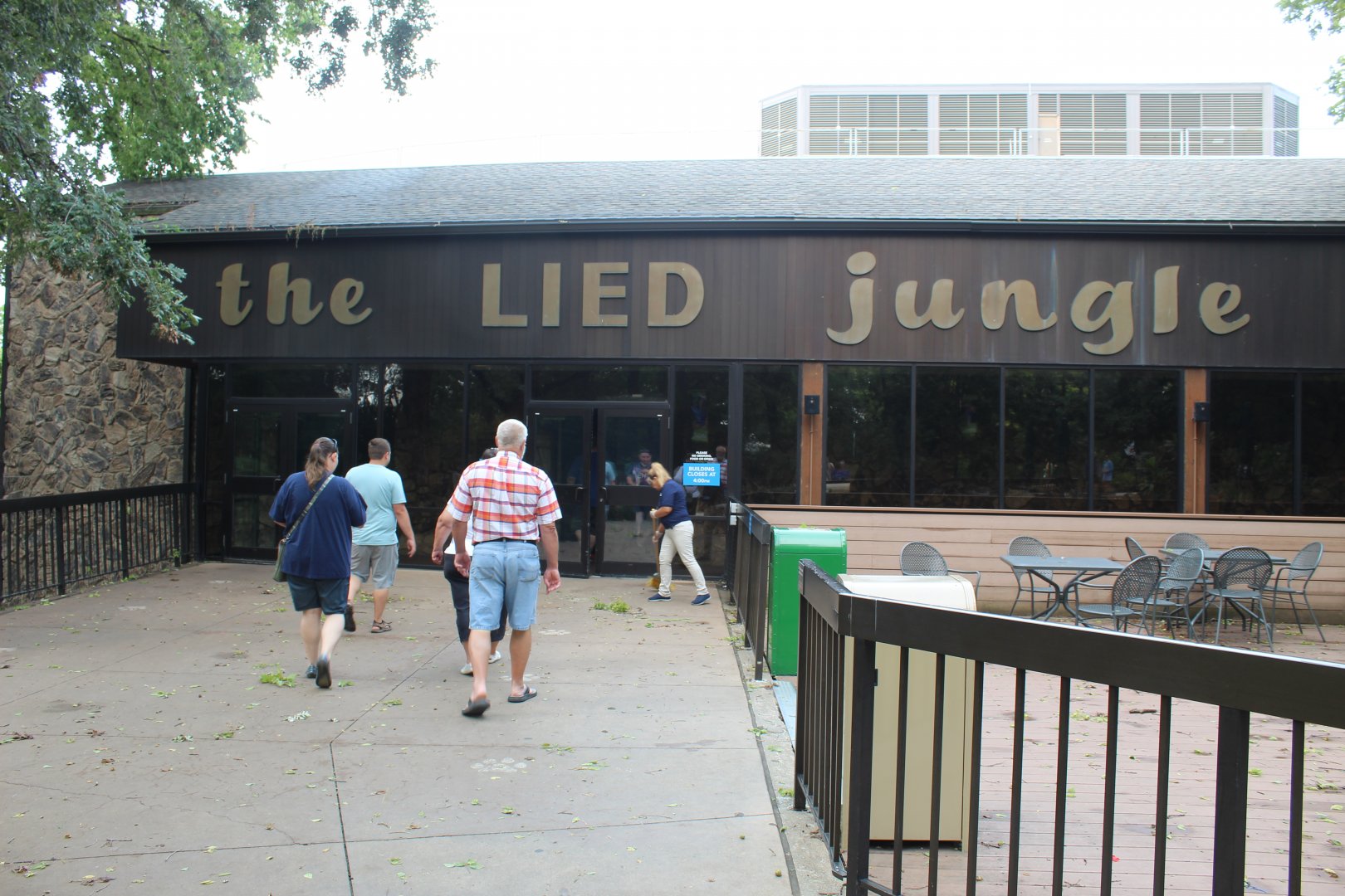 Lied Jungle Entrance