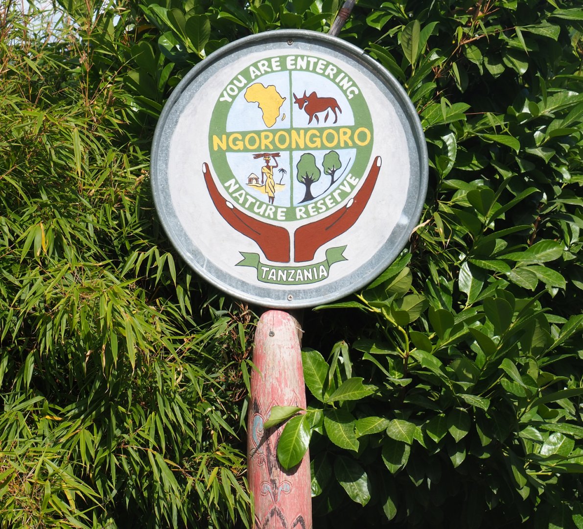 Lion area - Sign entering Ngorongoro nature reserve, 2019-08-11
