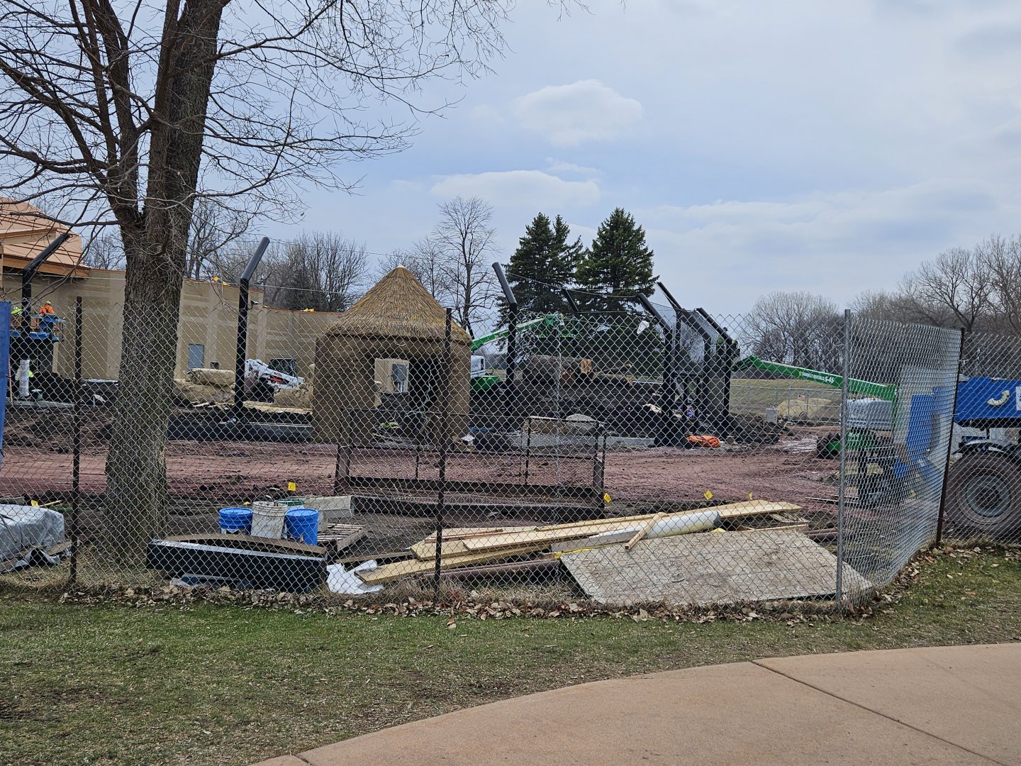 Lion Construction - March 2024