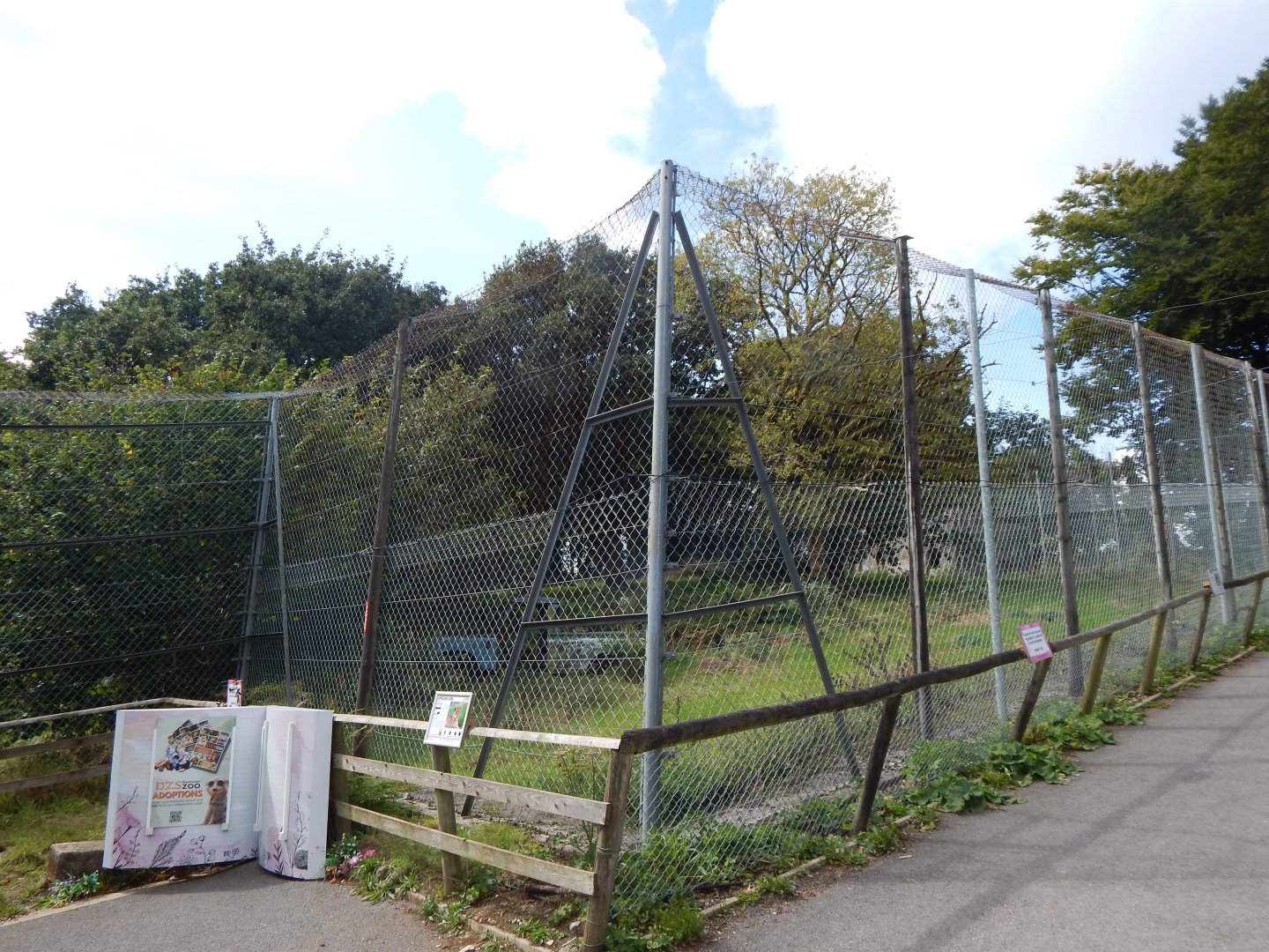 Lion enclosure 050925