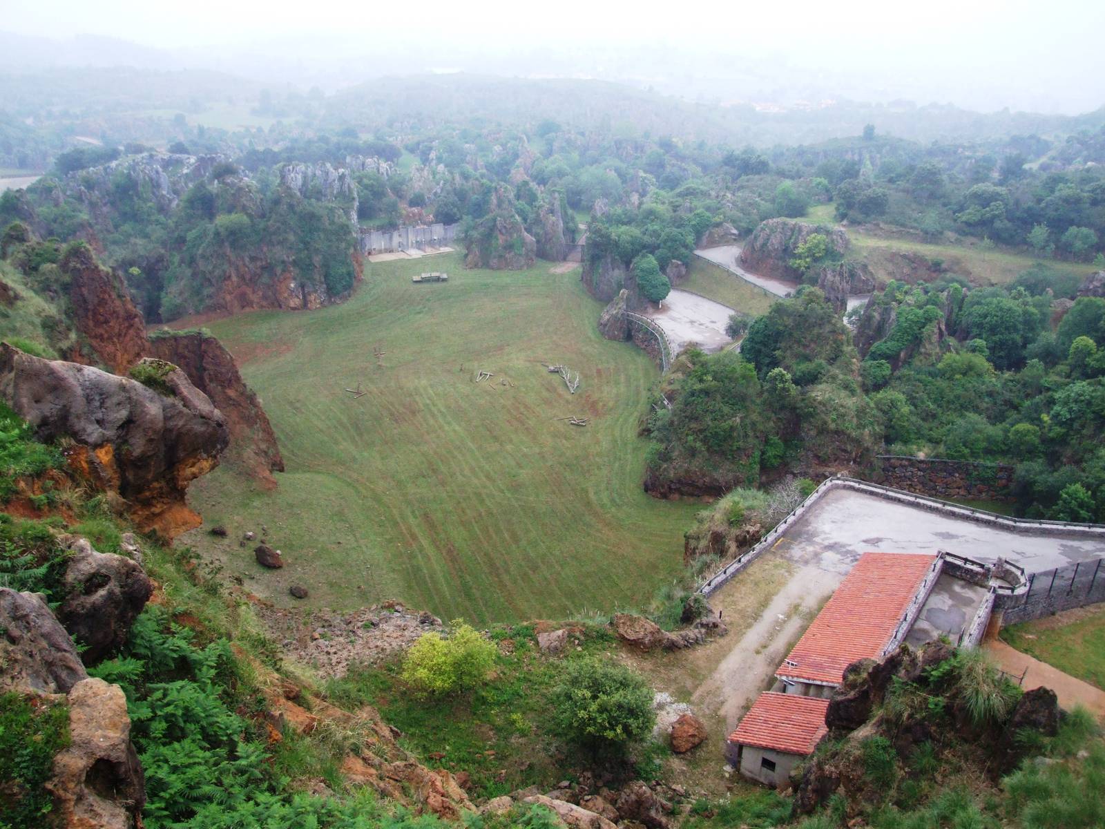 Lion Enclosure at Cabarceno, 11/06/15