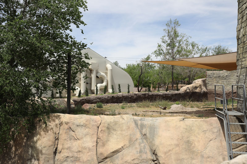 lion exhibit and event pavillion