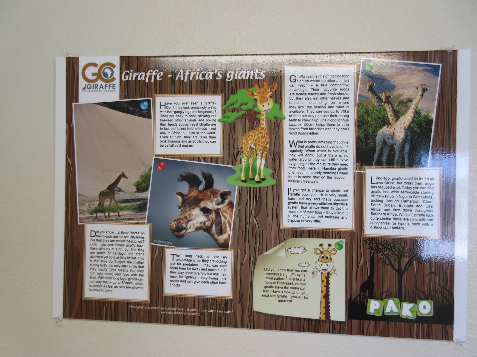 Lion Habitat Ranch (Nevada) - Giraffe Sign