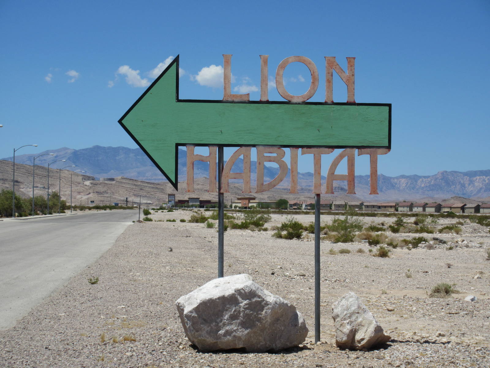 Lion Habitat Ranch (Nevada) - Quality Entrance Sign