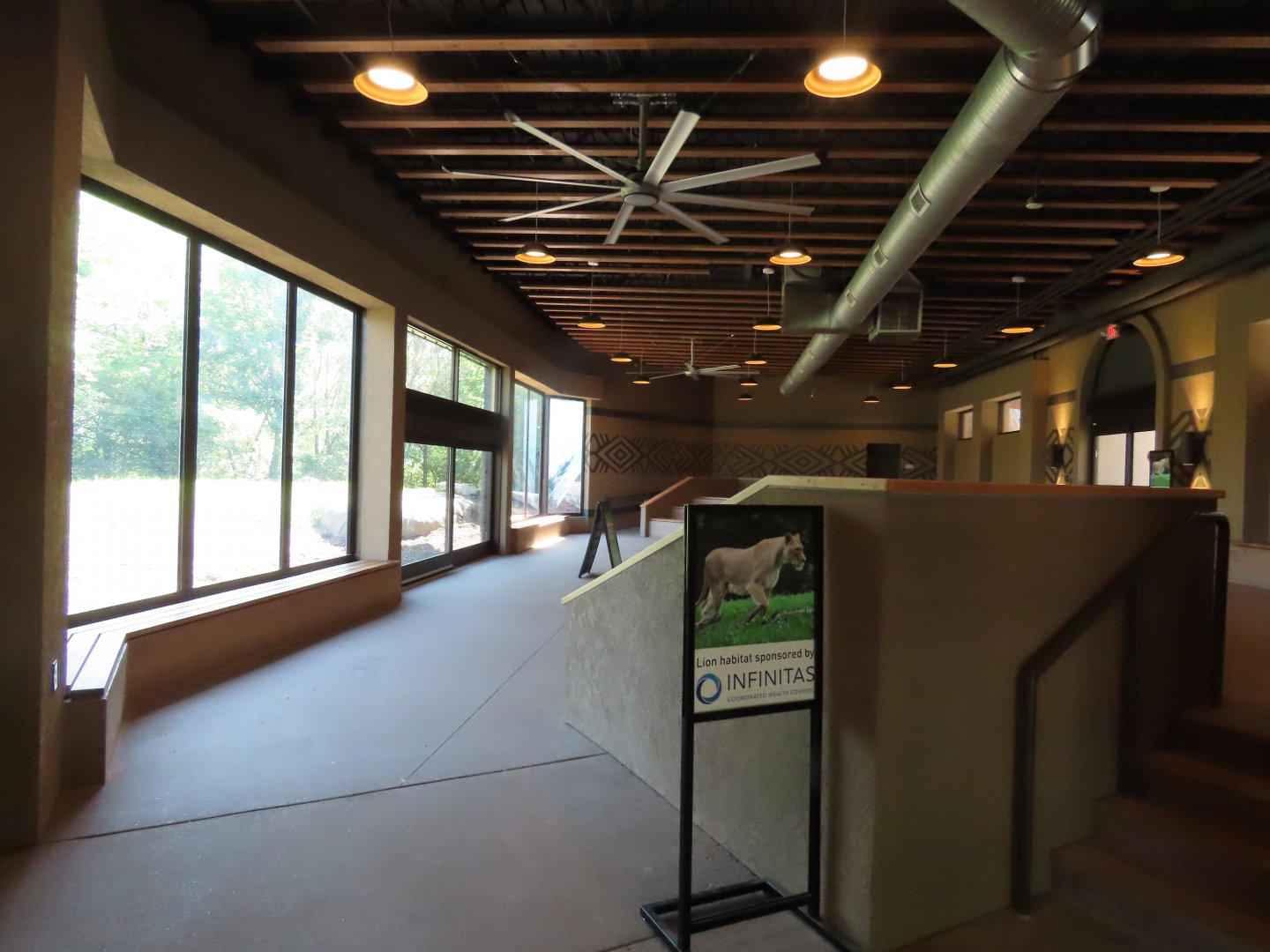 Lion Indoor Viewing Building - Kopje Renovation