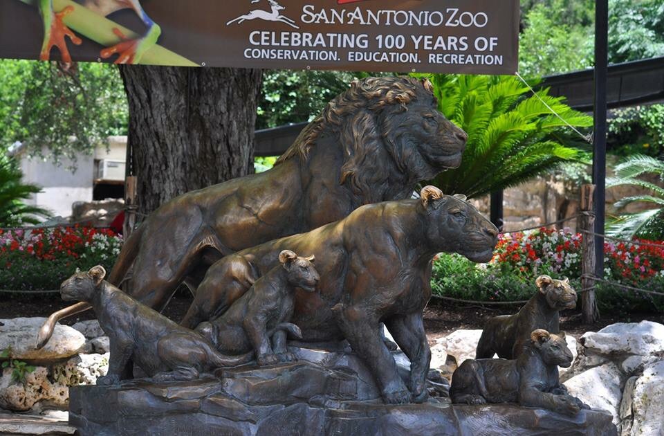 Lion Pride Statue and Zoo Centennial Banner