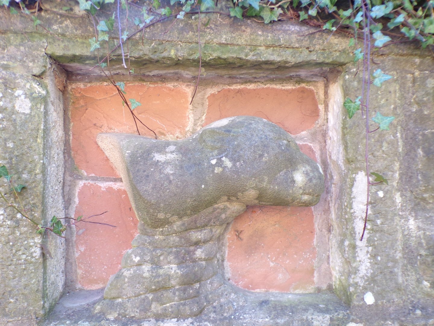 Lion sculpture opposite Former lion rock  11.3.23