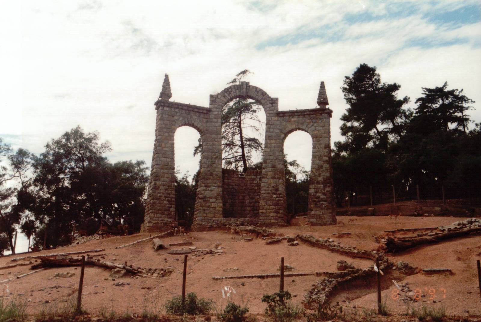 Lisbon Zoo 1997 - Mixed exhibit for Blackbuck and some deer?