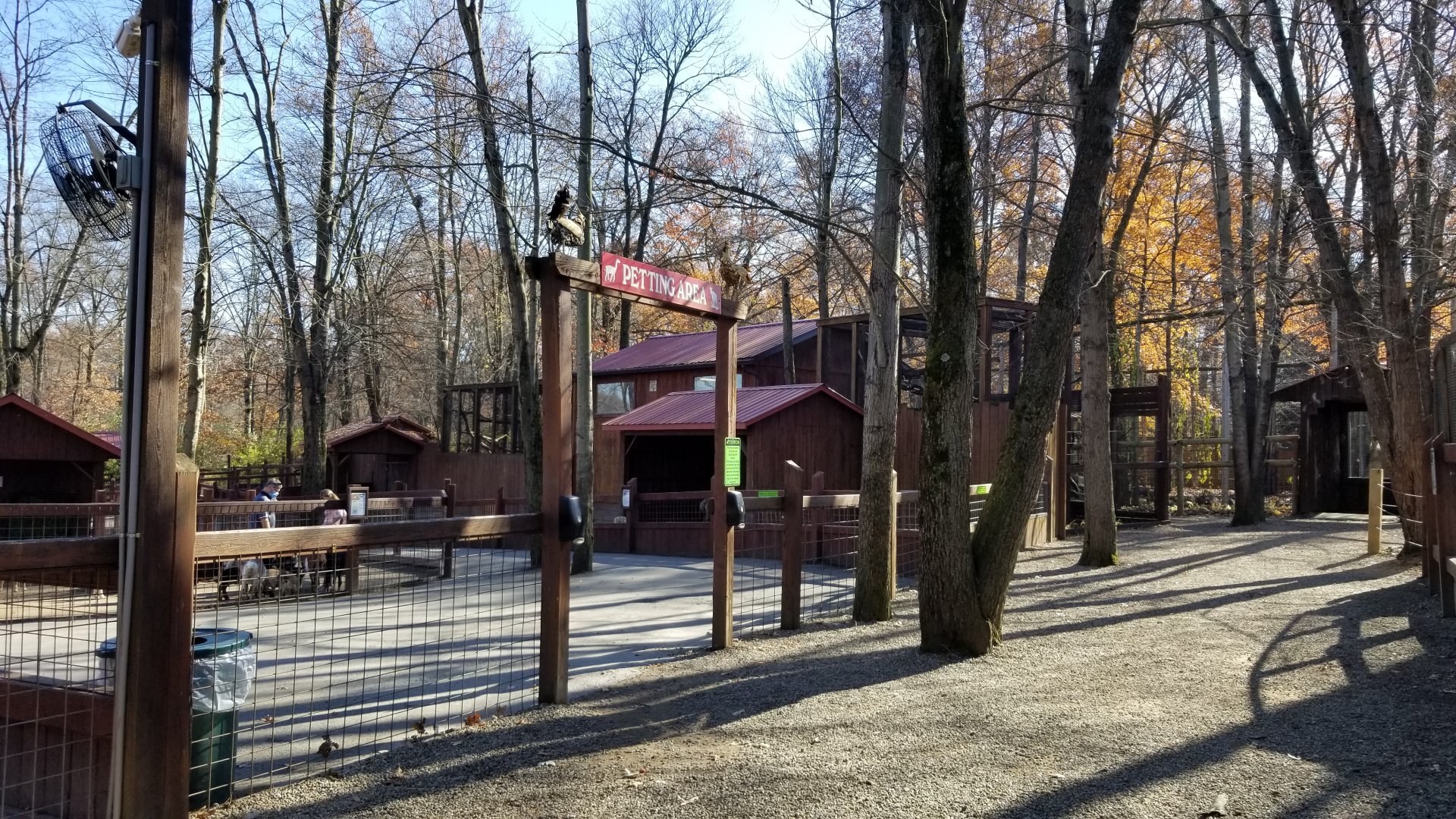 Living Treasures Moraine - Goat petting area