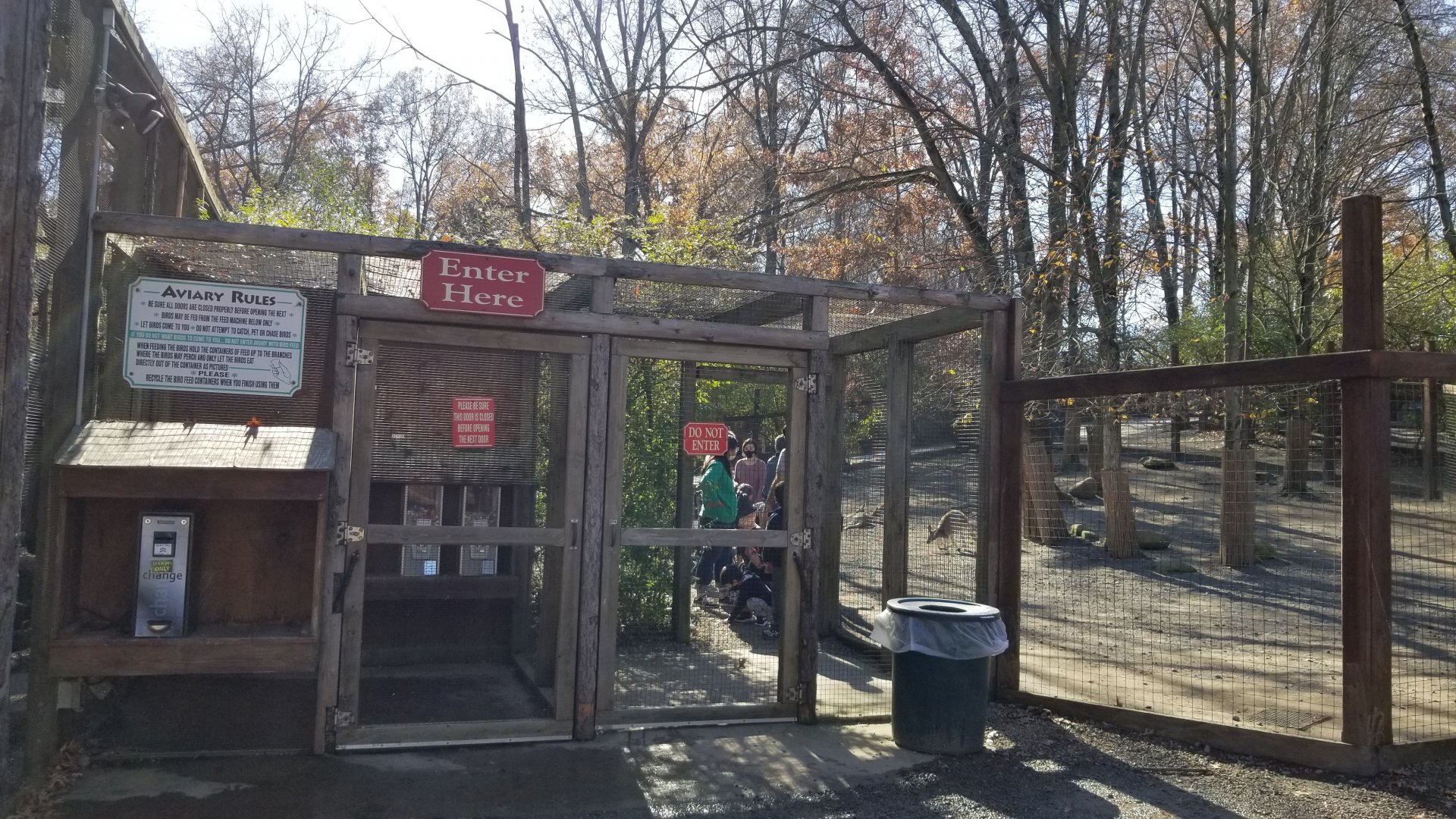 Living Treasures Moraine - Kangaroo walkabout