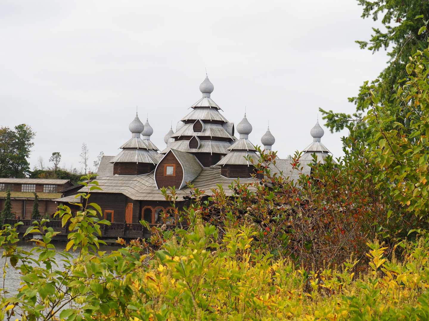 L'Izba Russian restaurant building, 2019-10-04