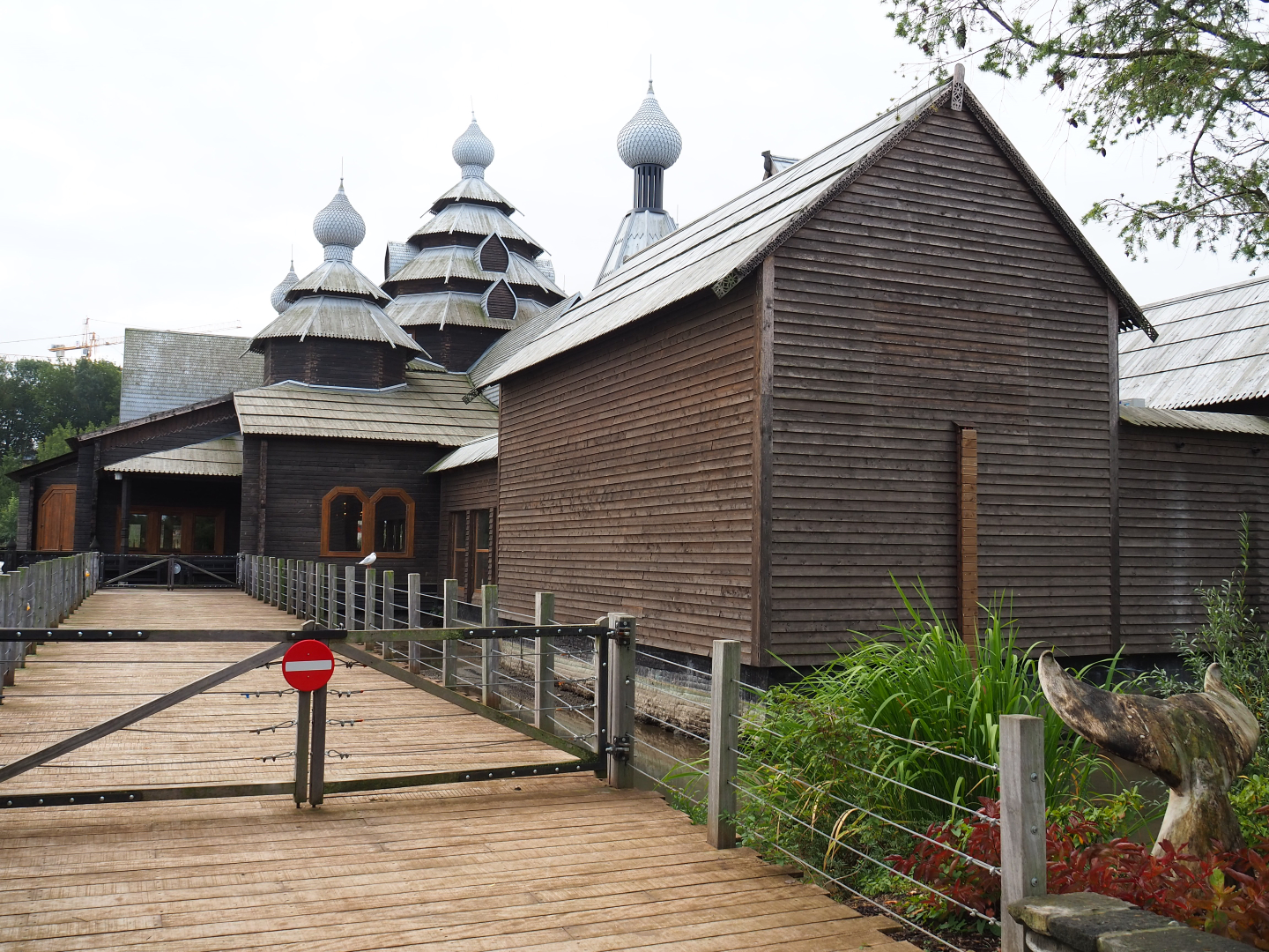 L'Izba Russian restaurant building, 2019-10-04
