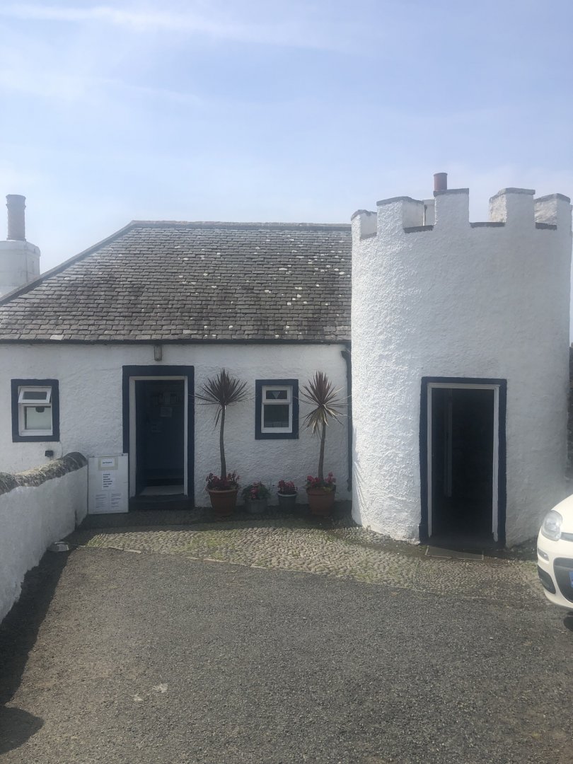 Logan fish pond - Entrance