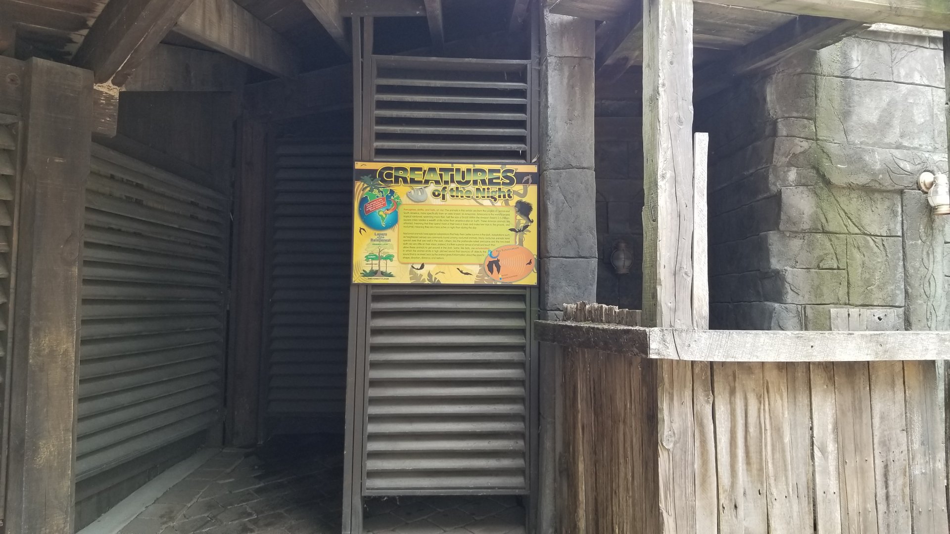 Long Island Aquarium - Creatures of the Night