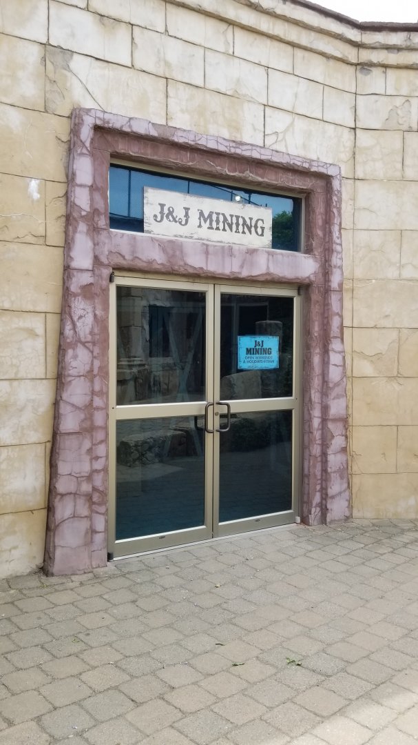 Long Island Aquarium - J&J Mining