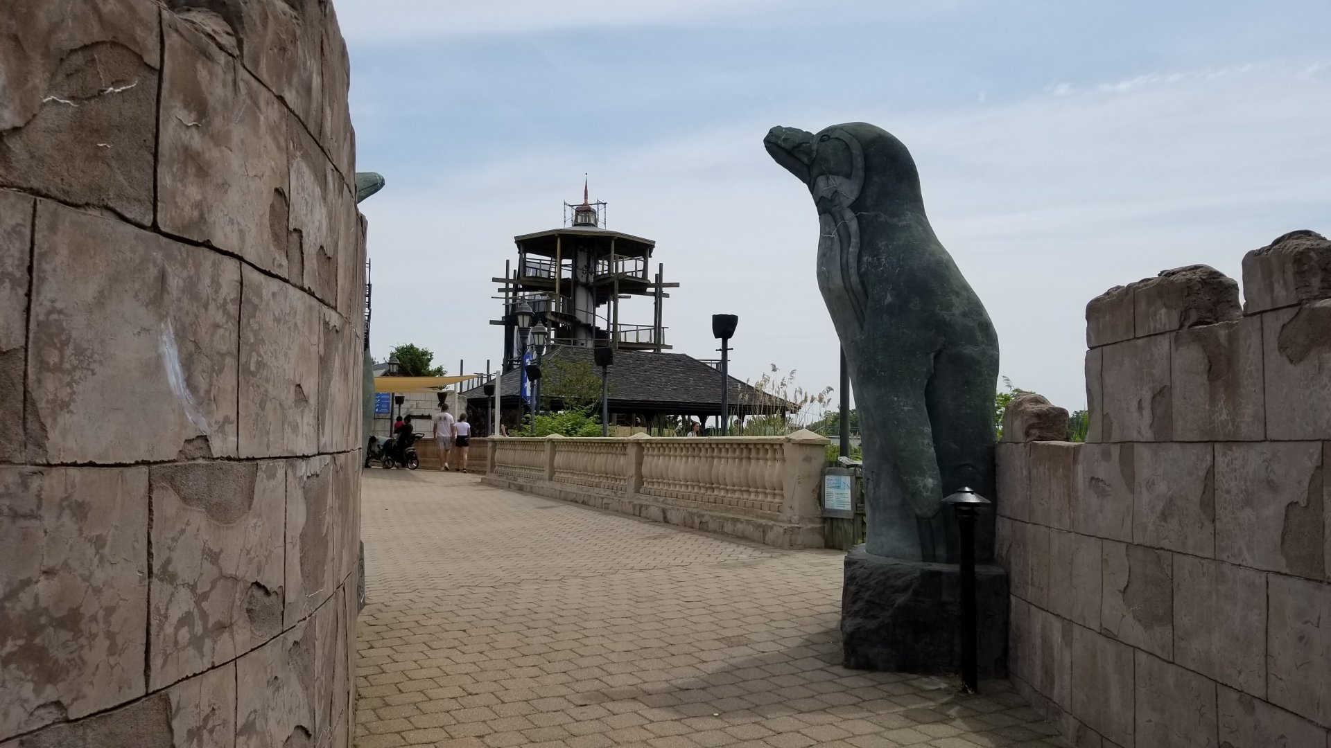 Long Island Aquarium - Penguins